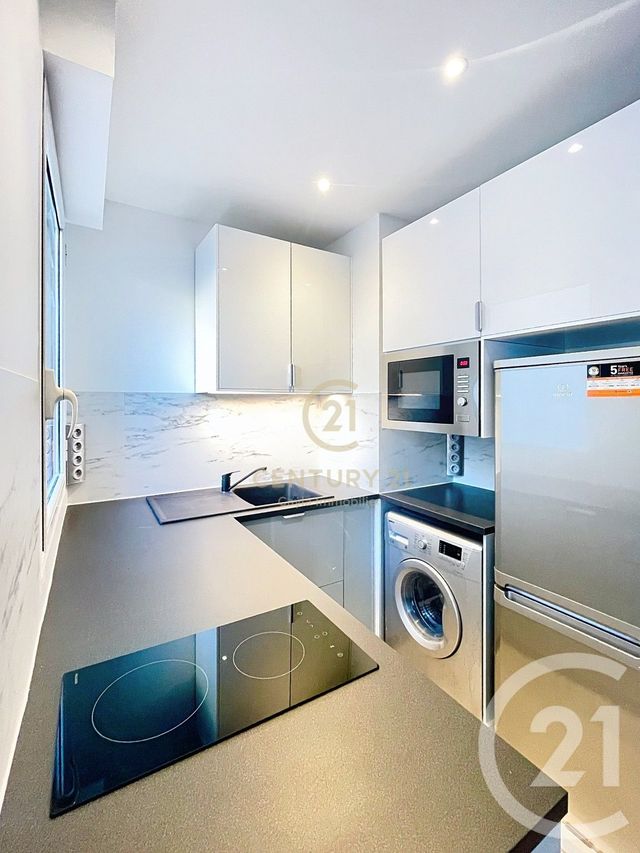 Appartement Studio &agrave; louer - 1 pi&egrave;ce - 36,40 m2 - Puteaux - 92 - ILE-DE-FRANCE