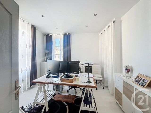 Maison à vendre - 8 pièces - 260,70 m2 - Boynes - 45 - CENTRE