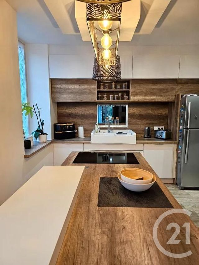 Maison à vendre - 8 pièces - 260,70 m2 - Boynes - 45 - CENTRE