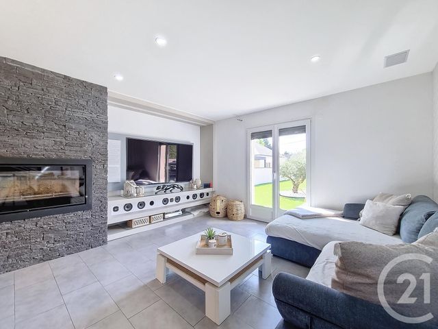 Maison à vendre - 6 pièces - 170 m2 - Ingre - 45 - CENTRE