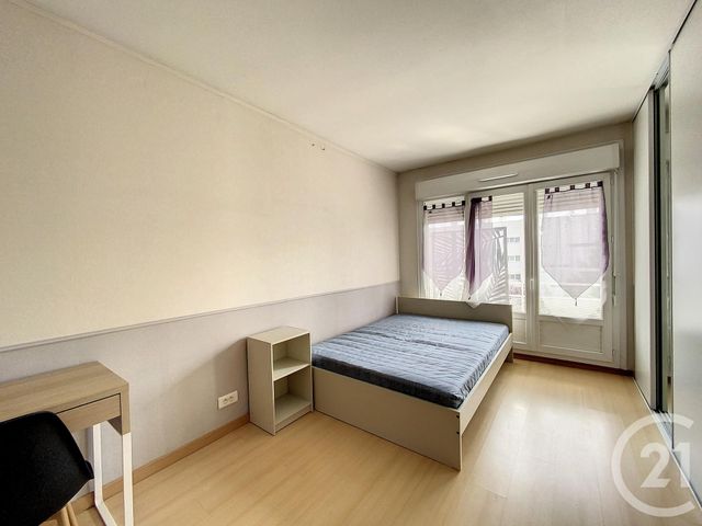 Appartement Chambre à louer - 1 pièce - 10 m2 - Orleans - 45 - CENTRE