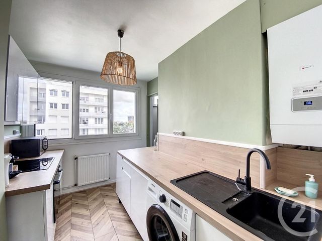 Appartement Chambre &agrave; louer - 1 pi&egrave;ce - 11 m2 - Orleans - 45 - CENTRE