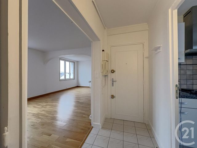 Appartement F4 &agrave; vendre - 4 pi&egrave;ces - 85 m2 - St Jean De La Ruelle - 45 - CENTRE
