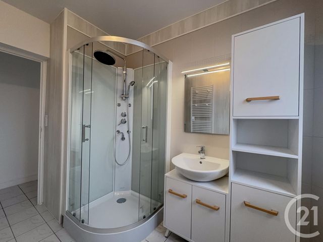 Appartement F4 &agrave; vendre - 4 pi&egrave;ces - 85 m2 - St Jean De La Ruelle - 45 - CENTRE