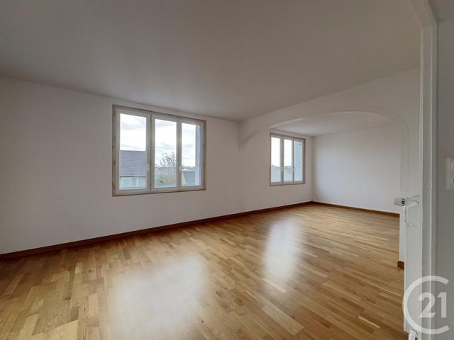 Appartement F4 &agrave; vendre - 4 pi&egrave;ces - 85 m2 - St Jean De La Ruelle - 45 - CENTRE