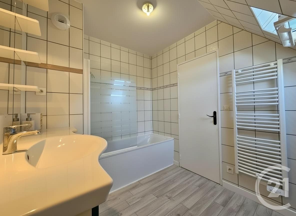 Appartement F2 à vendre - 2 pièces - 60,61 m2 - Olivet - 45 - CENTRE — 9
