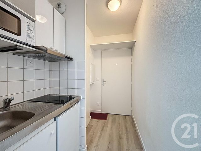 Appartement Studio &agrave; louer - 1 pi&egrave;ce - 17,59 m2 - Orleans - 45 - CENTRE