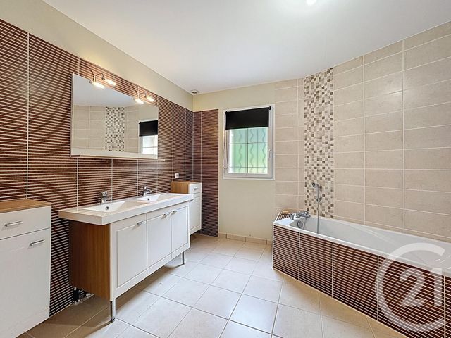 Maison &agrave; vendre - 7 pi&egrave;ces - 240 m2 - Ardon - 45 - CENTRE