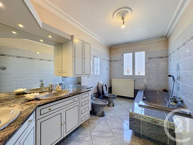 Maison &agrave; vendre - 5 pi&egrave;ces - 141 m2 - Ingre - 45 - CENTRE