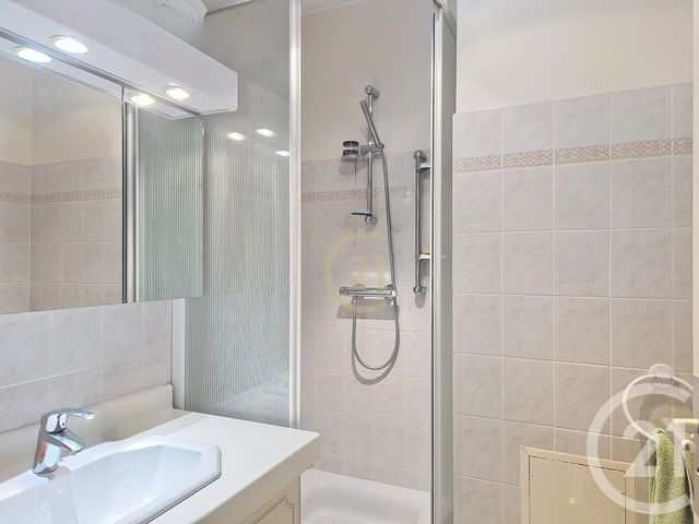 Appartement F6 à vendre - 6 pièces - 153,34 m2 - Salon De Provence - 13 - PROVENCE-ALPES-COTE-D-AZUR