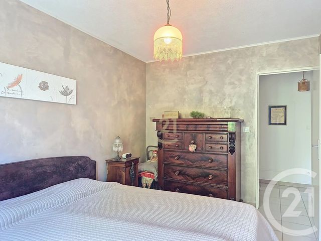 Appartement F6 à vendre - 6 pièces - 153,34 m2 - Salon De Provence - 13 - PROVENCE-ALPES-COTE-D-AZUR