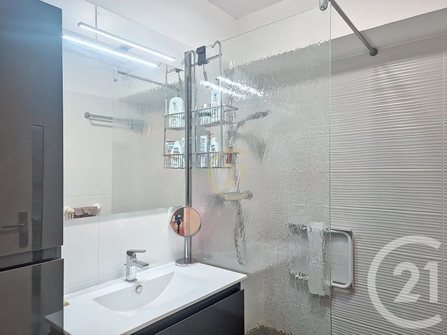 Appartement F6 à vendre - 6 pièces - 153,34 m2 - Salon De Provence - 13 - PROVENCE-ALPES-COTE-D-AZUR