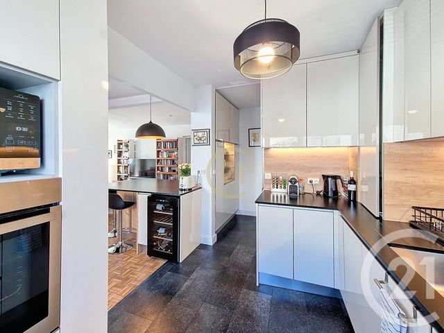 Appartement T5 &agrave; vendre - 5 pi&egrave;ces - 123 m2 - Salon De Provence - 13 - PROVENCE-ALPES-COTE-D-AZUR