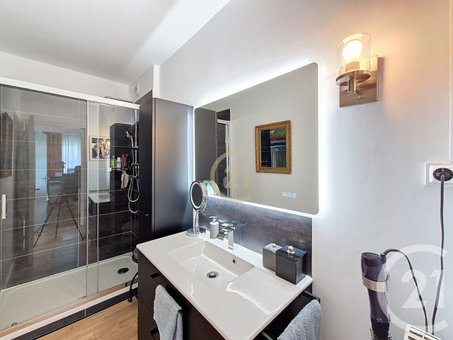 Appartement T5 &agrave; vendre - 5 pi&egrave;ces - 123 m2 - Salon De Provence - 13 - PROVENCE-ALPES-COTE-D-AZUR