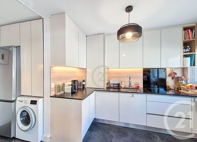 Appartement T5 &agrave; vendre - 5 pi&egrave;ces - 123 m2 - Salon De Provence - 13 - PROVENCE-ALPES-COTE-D-AZUR