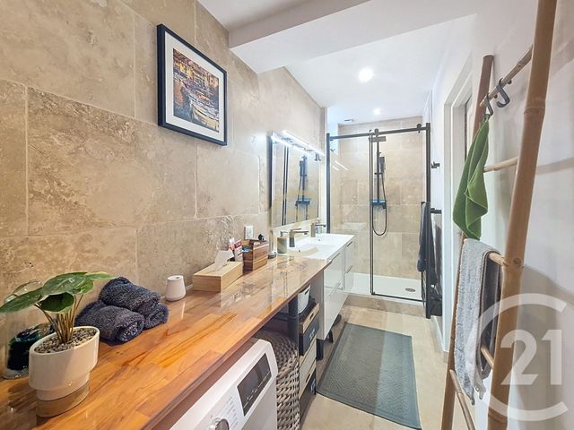 Appartement F3 &agrave; vendre - 3 pi&egrave;ces - 59,65 m2 - Salon De Provence - 13 - PROVENCE-ALPES-COTE-D-AZUR