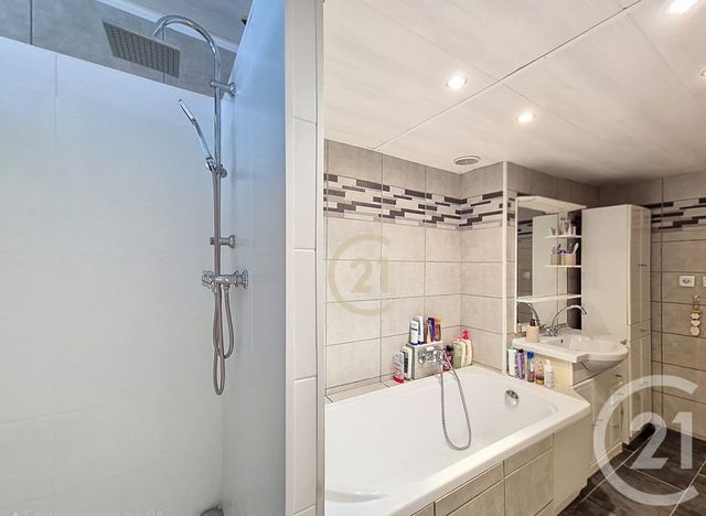 Appartement &agrave; vendre - 3 pi&egrave;ces - 73,02 m2 - Salon De Provence - 13 - PROVENCE-ALPES-COTE-D-AZUR