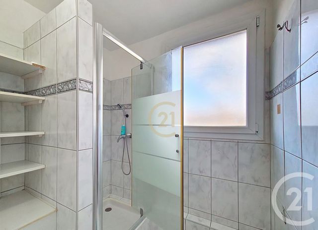 Appartement T4 &agrave; vendre - 3 pi&egrave;ces - 67,47 m2 - Salon De Provence - 13 - PROVENCE-ALPES-COTE-D-AZUR