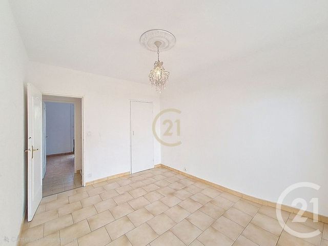 Appartement T4 &agrave; vendre - 3 pi&egrave;ces - 67,47 m2 - Salon De Provence - 13 - PROVENCE-ALPES-COTE-D-AZUR