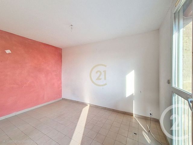 Appartement T4 &agrave; vendre - 3 pi&egrave;ces - 67,47 m2 - Salon De Provence - 13 - PROVENCE-ALPES-COTE-D-AZUR