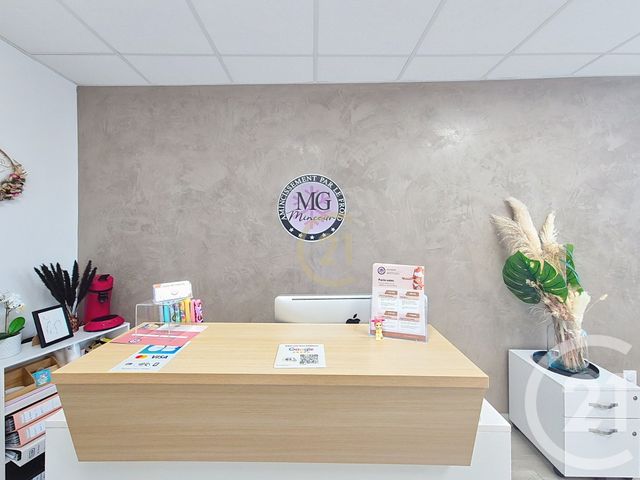  à vendre LA FARE LES OLIVIERS