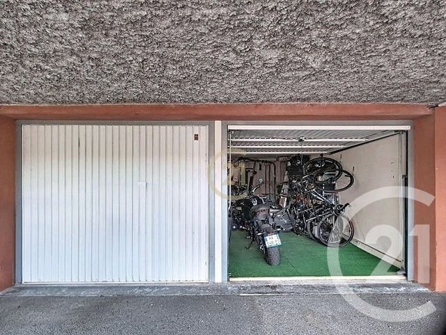 Appartement F4 &agrave; vendre - 5 pi&egrave;ces - 83 m2 - Salon De Provence - 13 - PROVENCE-ALPES-COTE-D-AZUR