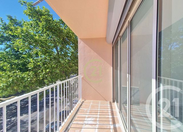 Appartement T4 &agrave; vendre - 4 pi&egrave;ces - 73,16 m2 - Salon De Provence - 13 - PROVENCE-ALPES-COTE-D-AZUR