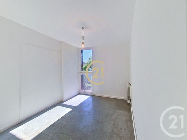 Appartement T4 &agrave; vendre - 4 pi&egrave;ces - 73,16 m2 - Salon De Provence - 13 - PROVENCE-ALPES-COTE-D-AZUR