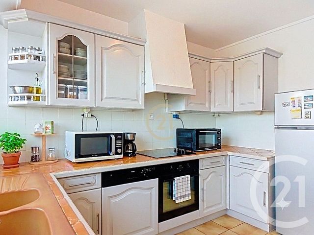 Appartement T3 &agrave; vendre - 3 pi&egrave;ces - 78 m2 - Salon De Provence - 13 - PROVENCE-ALPES-COTE-D-AZUR