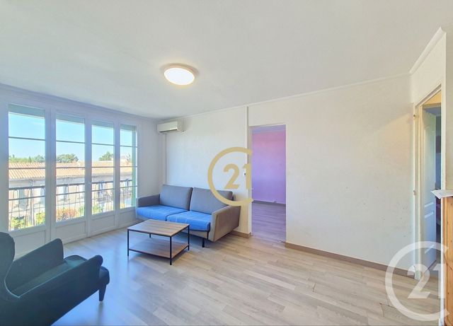 Appartement F5 &agrave; vendre - 5 pi&egrave;ces - 70,35 m2 - Salon De Provence - 13 - PROVENCE-ALPES-COTE-D-AZUR