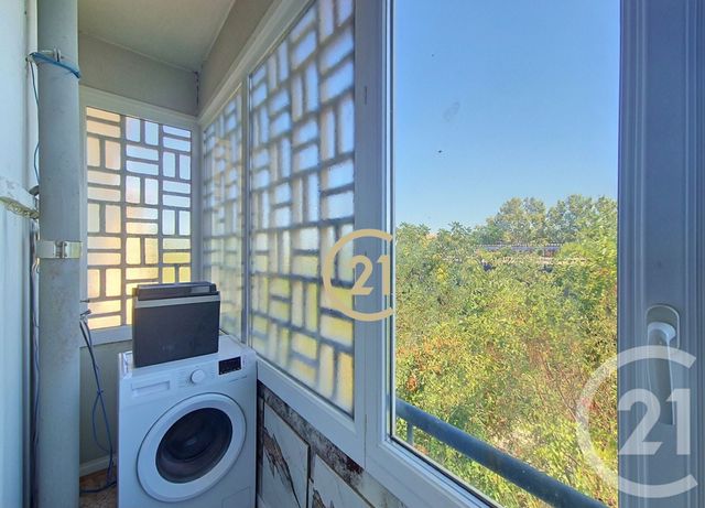Appartement F5 &agrave; vendre - 5 pi&egrave;ces - 70,35 m2 - Salon De Provence - 13 - PROVENCE-ALPES-COTE-D-AZUR