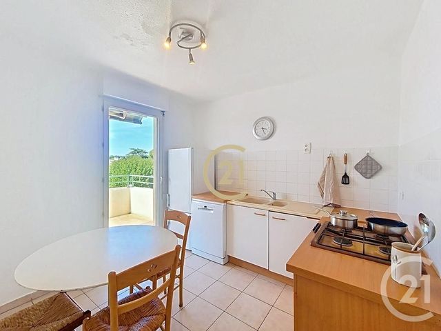 Appartement T5 &agrave; vendre - 5 pi&egrave;ces - 114,12 m2 - Salon De Provence - 13 - PROVENCE-ALPES-COTE-D-AZUR