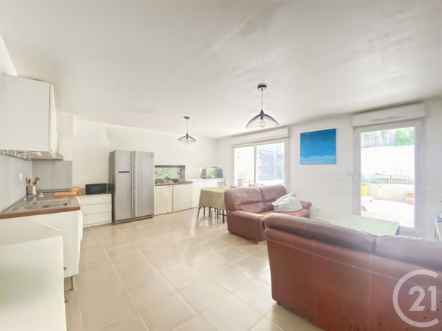 Appartement T3 &agrave; vendre - 3 pi&egrave;ces - 60,67 m2 - Marseille - 13011 - PROVENCE-ALPES-COTE-D-AZUR