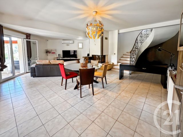 Maison à louer - 5 pièces - 134,14 m2 - Marseille - 13012 - PROVENCE-ALPES-COTE-D-AZUR