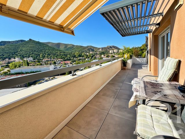 Appartement T3 à vendre - 3 pièces - 83,36 m2 - Marseille - 13011 - PROVENCE-ALPES-COTE-D-AZUR