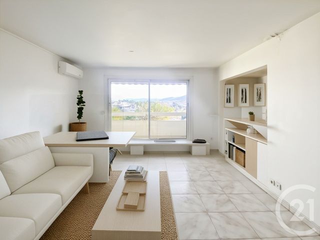 Appartement T4 &agrave; vendre - 4 pi&egrave;ces - 79,19 m2 - Marseille - 13011 - PROVENCE-ALPES-COTE-D-AZUR