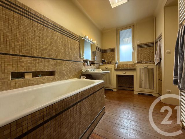 Maison &agrave; vendre - 7 pi&egrave;ces - 313 m2 - Amiens - 80 - PICARDIE