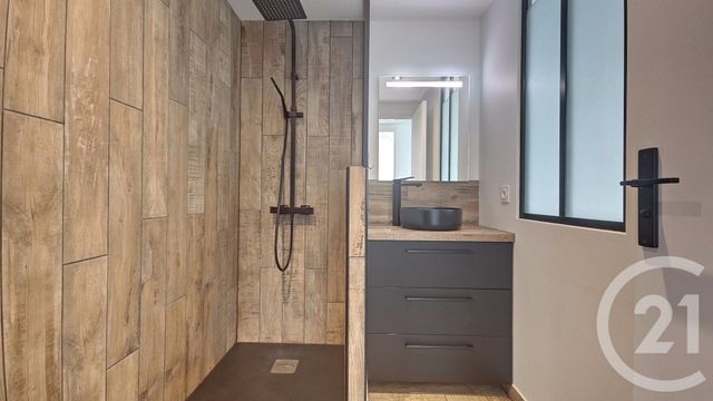 Immeuble &agrave; vendre - 93 m2 - Theix Noyalo - 56 - BRETAGNE