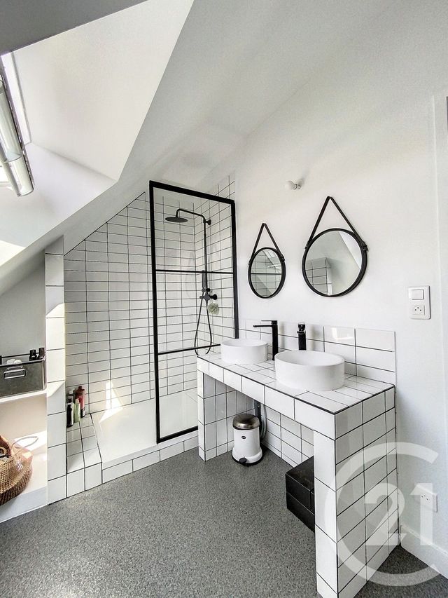 Maison à vendre - 9 pièces - 235 m2 - Theix Noyalo - 56 - BRETAGNE