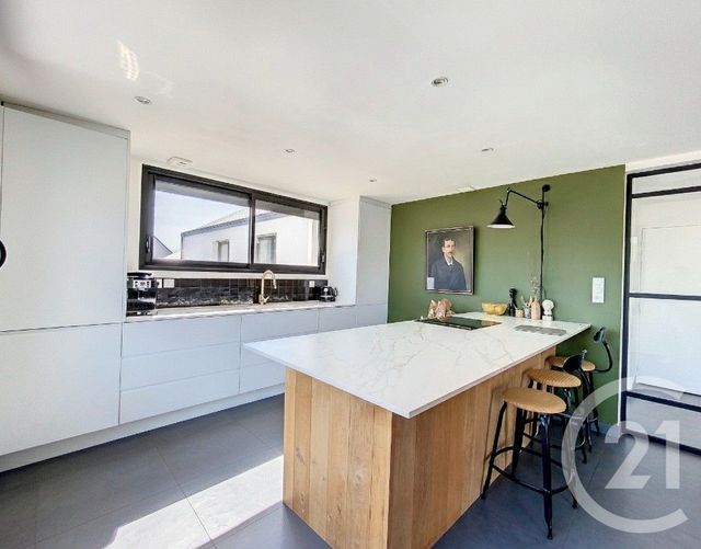 Maison à vendre - 9 pièces - 235 m2 - Theix Noyalo - 56 - BRETAGNE