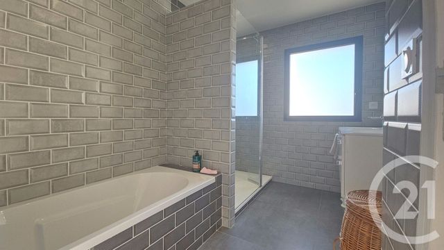 Maison à vendre - 6 pièces - 121 m2 - Theix Noyalo - 56 - BRETAGNE