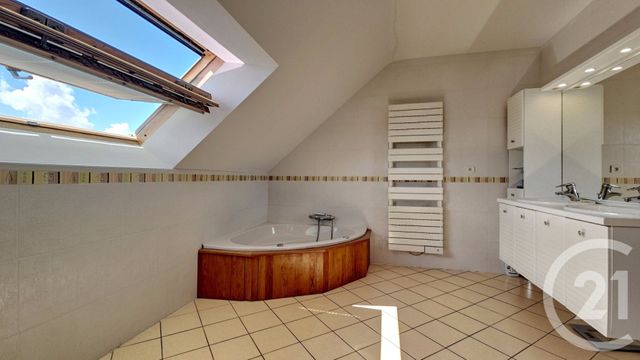 Maison &agrave; vendre - 7 pi&egrave;ces - 185 m2 - Surzur - 56 - BRETAGNE