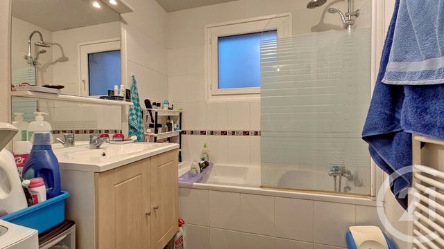 Appartement T3 &agrave; vendre - 3 pi&egrave;ces - 70 m2 - Trefflean - 56 - BRETAGNE