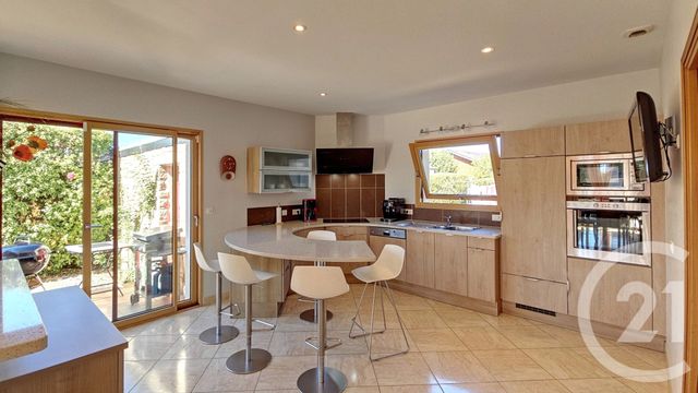 Maison &agrave; vendre - 8 pi&egrave;ces - 212 m2 - Surzur - 56 - BRETAGNE