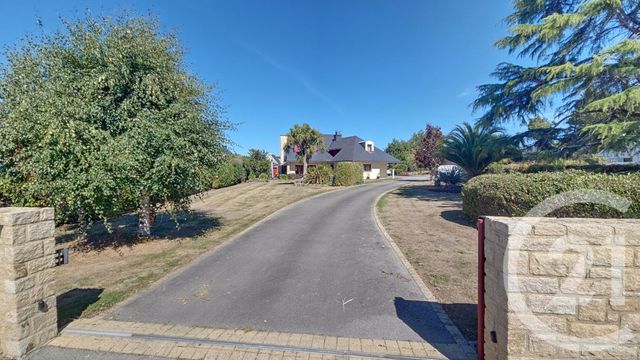 Maison &agrave; vendre - 8 pi&egrave;ces - 212 m2 - Surzur - 56 - BRETAGNE
