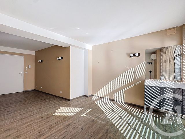 Appartement Local à louer - 1 pièce - 20,83 m2 - Bordeaux - 33 - AQUITAINE