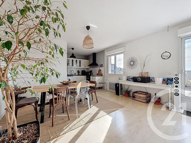 Appartement T3 &agrave; vendre - 3 pi&egrave;ces - 83,42 m2 - Le Bouscat - 33 - AQUITAINE