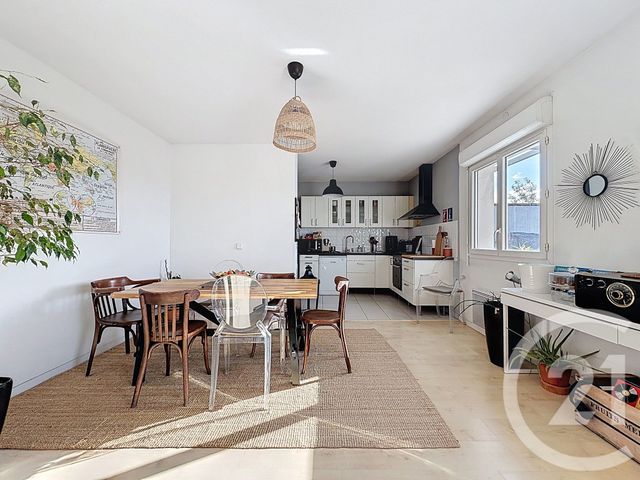 Appartement T3 &agrave; vendre - 3 pi&egrave;ces - 83,42 m2 - Le Bouscat - 33 - AQUITAINE