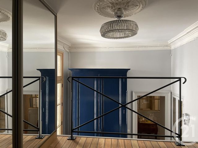 Appartement T2 &agrave; louer - 3 pi&egrave;ces - 71,04 m2 - Bordeaux - 33 - AQUITAINE