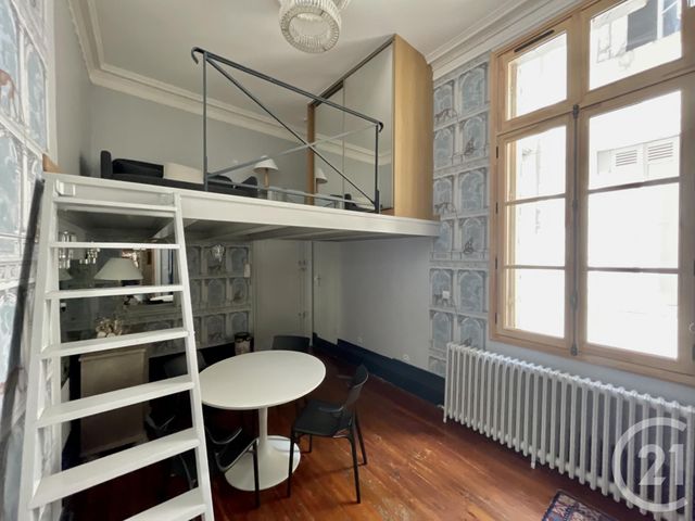 Appartement T2 &agrave; louer - 3 pi&egrave;ces - 71,04 m2 - Bordeaux - 33 - AQUITAINE